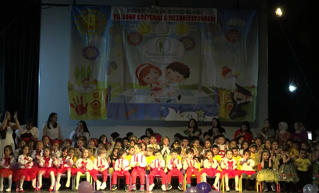 Okulumuzda Yıl Sonu Gösterisi
